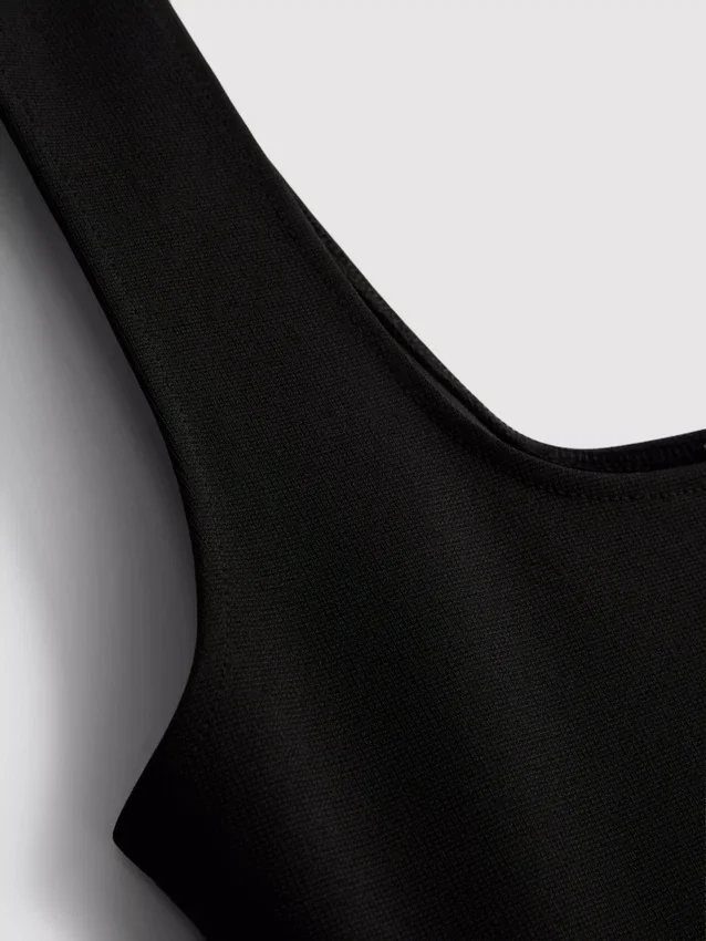 Camiseta sin mangas de crepé con tirantes anchos
