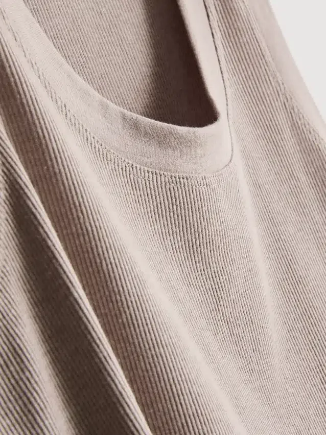 Camiseta sin mangas de mezcla de algodón acanalada
