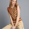 Camiseta sin mangas de punto con punto curvo