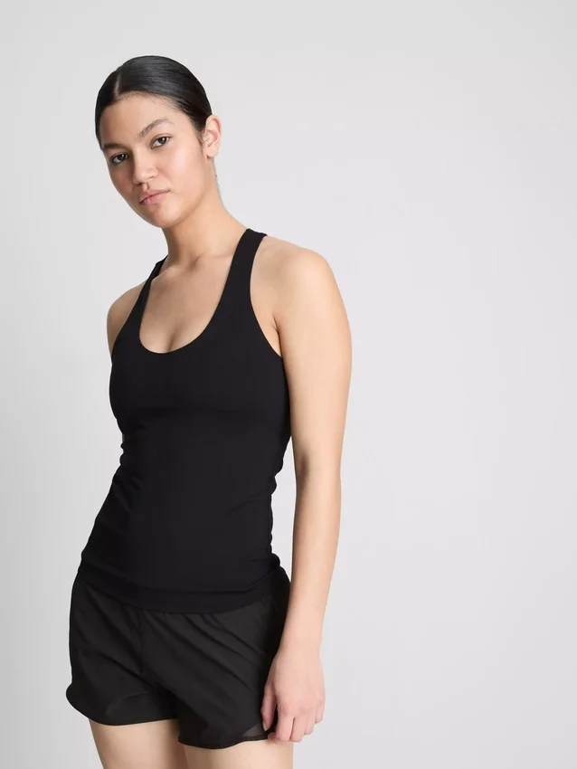Camiseta sin mangas deportiva con cuello redondo