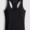 Camiseta sin mangas deportiva con cuello redondo