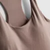 Camiseta sin mangas deportiva con cuello redondo