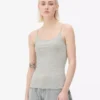 Camiseta sin mangas elástica básica