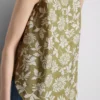 Camiseta sin mangas larga estampada