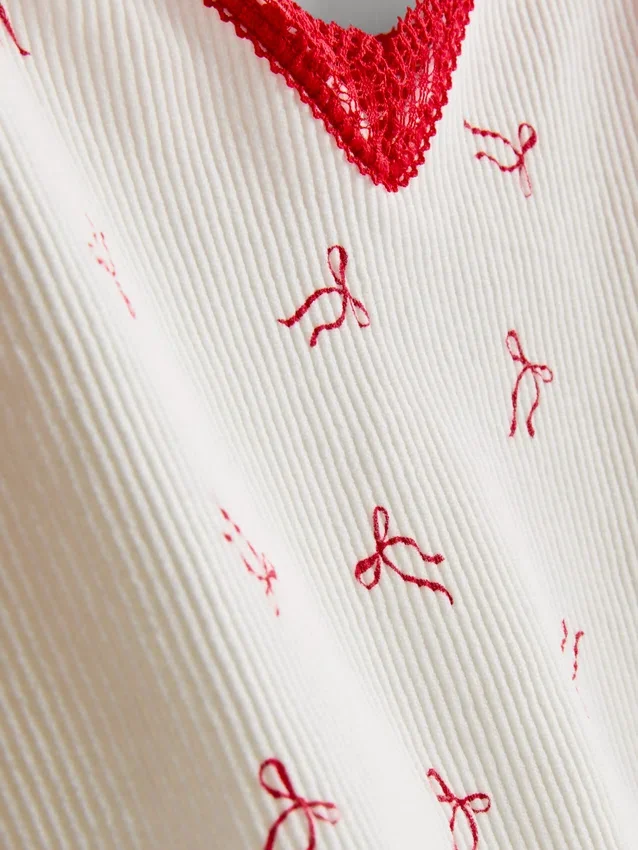Camiseta tipo camisola corta de pijama estampada sin costuras