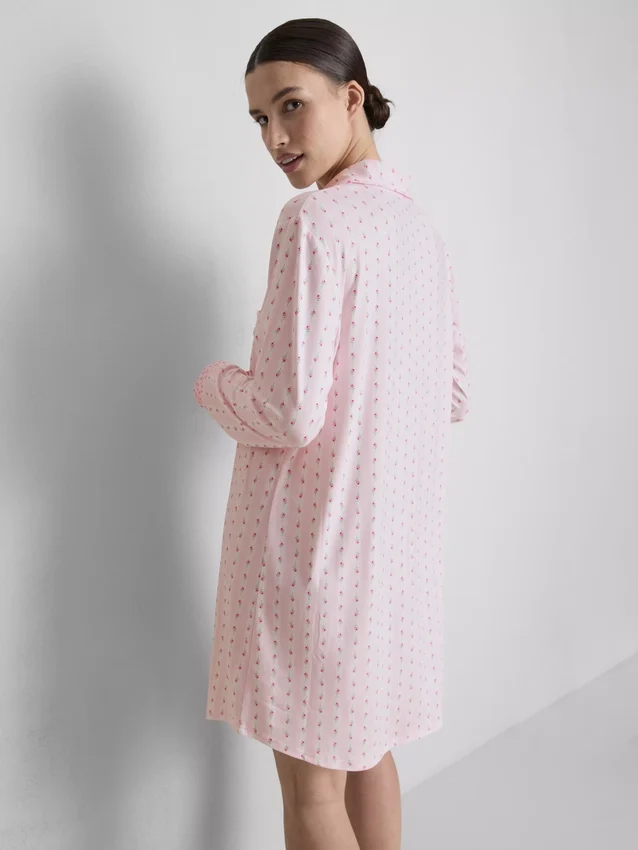 Camisón estilo boyfriend con estampado floral