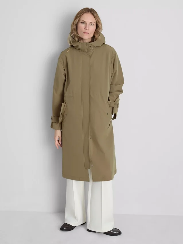 Capa impermeable larga con capucha ajustada