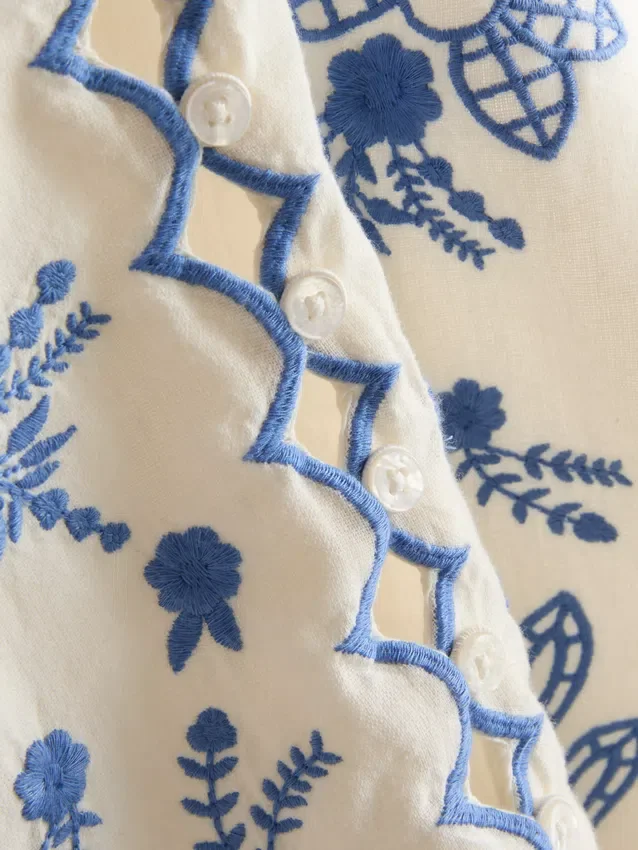 Chaleco de algodón con bordado floral