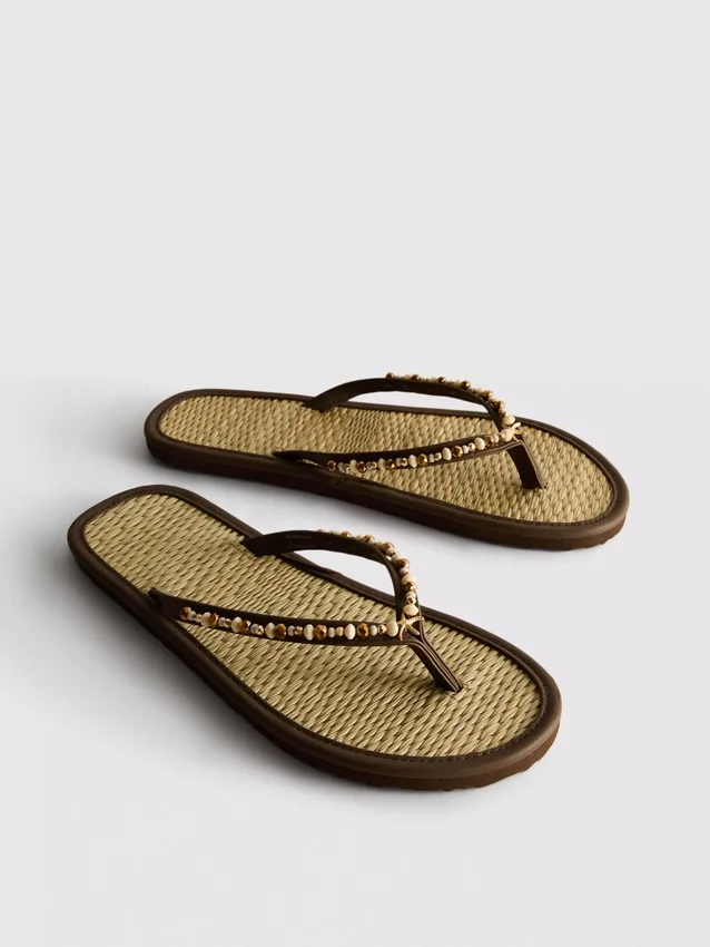 Chanclas con efecto de algas marinas