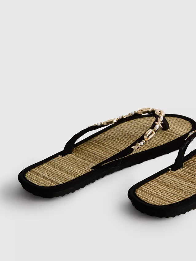 Chanclas con efecto de algas marinas