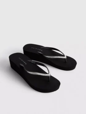 Chanclas de cuña con pedrería