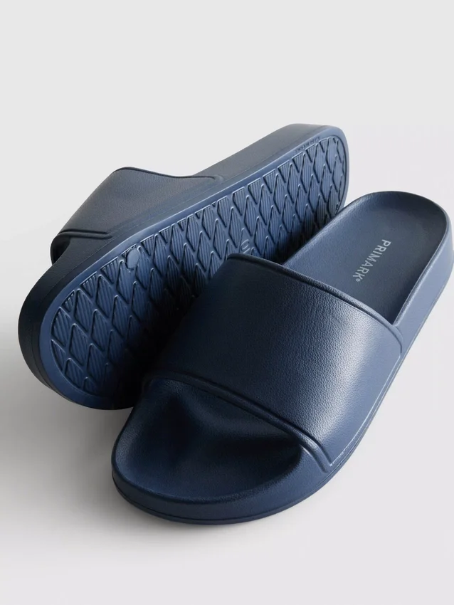 Chanclas de piscina con suela gruesa