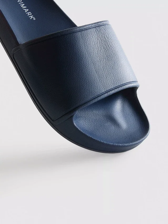 Chanclas de piscina con suela gruesa