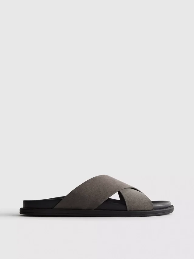 Chanclas de piscina con tiras cruzadas