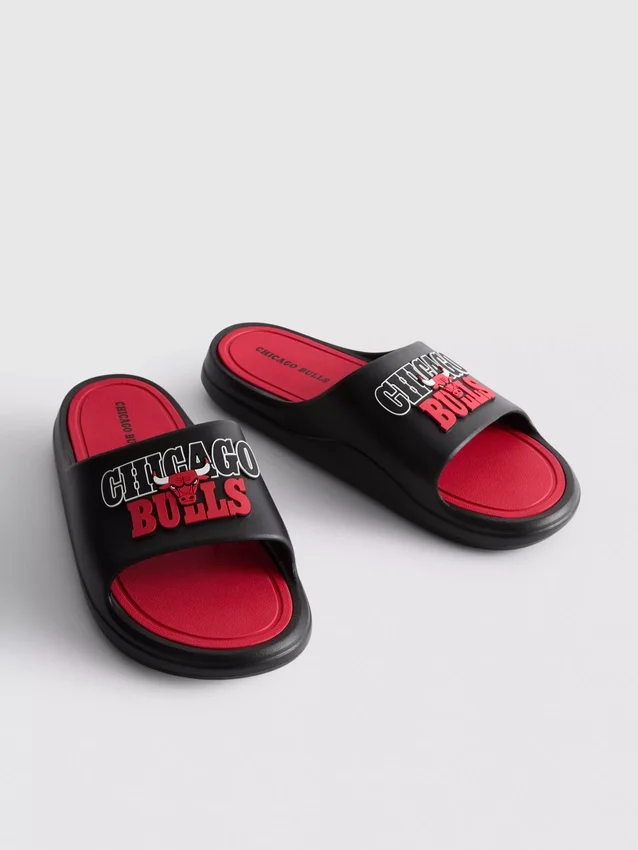 Chanclas de piscina de los Chicago Bulls de la NBA