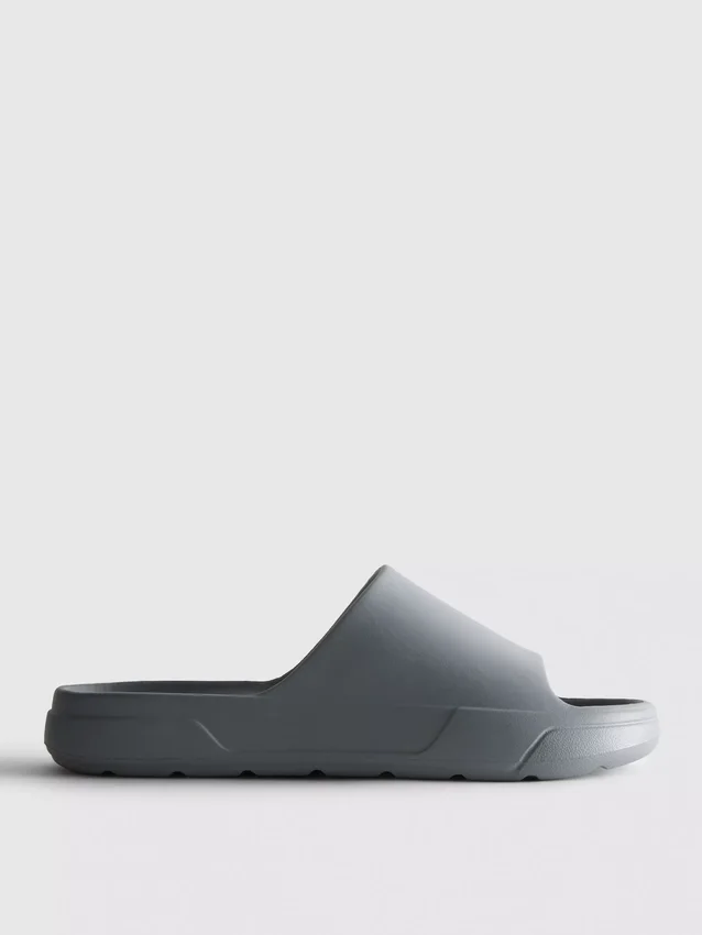 Chanclas de suela gruesa