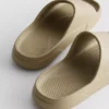 Chanclas de suela gruesa