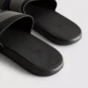 Chanclas de una sola correa