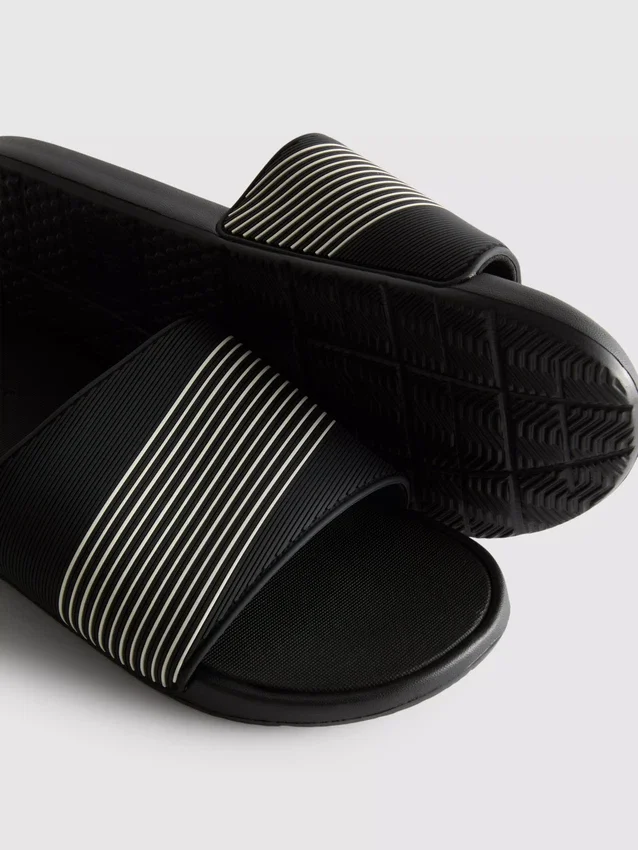 Chanclas de una sola correa