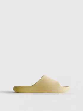 Chanclas moldeadas para piscina