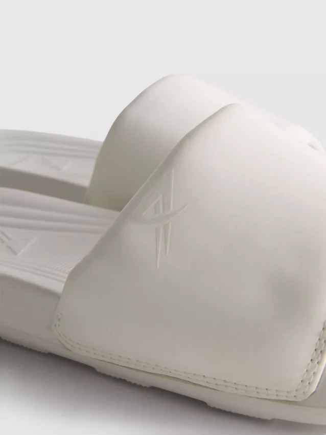 Chanclas para tiempo libre activo