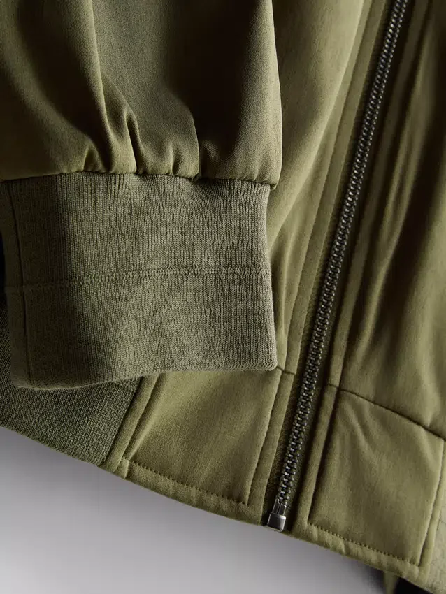 Chaqueta bomber elegante