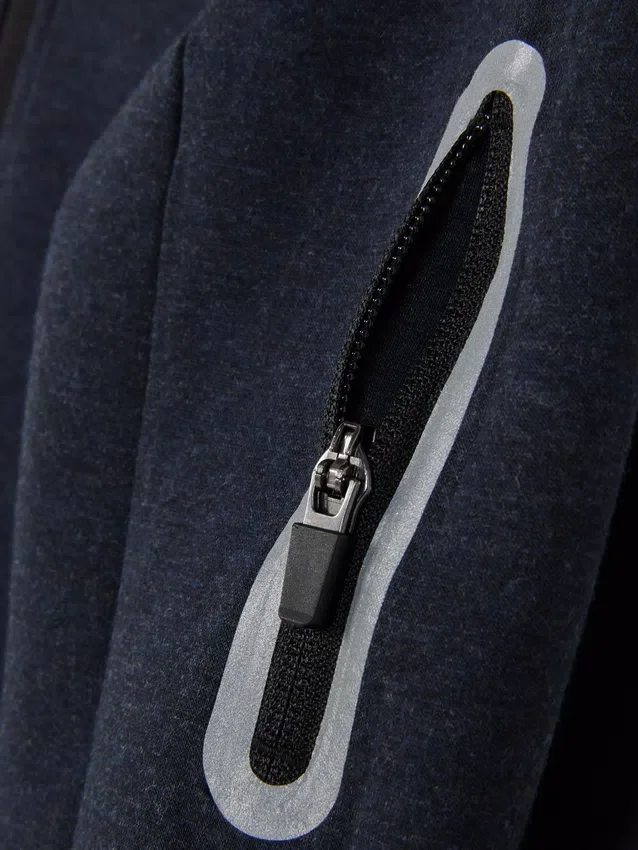 Chaqueta con capucha y cremallera