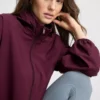 Chaqueta impermeable plegable con cremallera