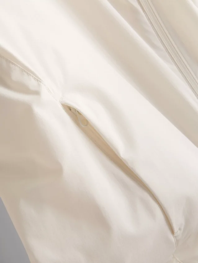 Chaqueta impermeable plegable con cremallera