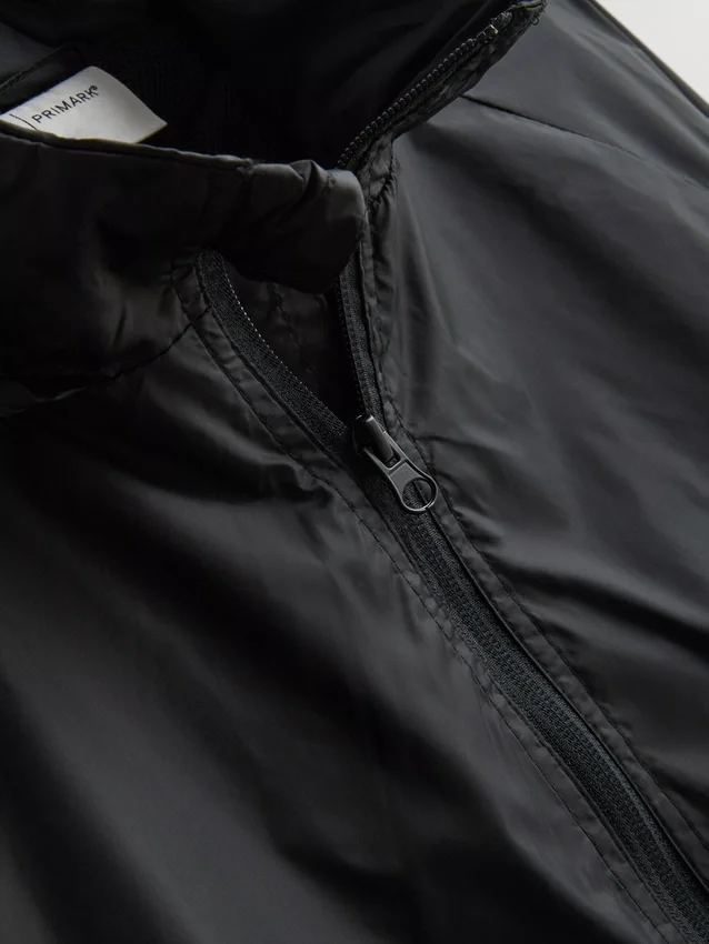 Chaqueta ligera para correr