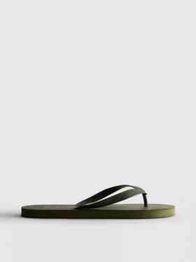 Chinelas básicas