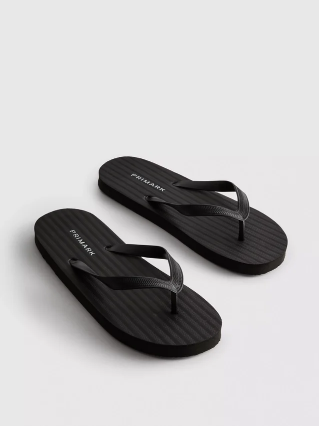 Chinelas básicas