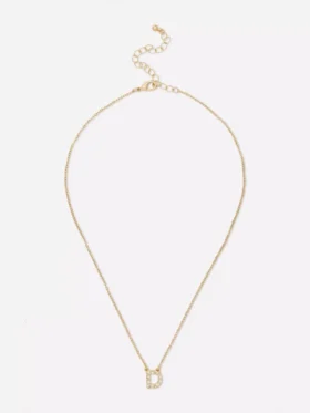 Collar con iniciales de strass