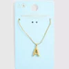 Collar con iniciales resistente al agua