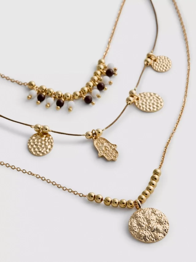 Collar en capas de Paula Echevarría