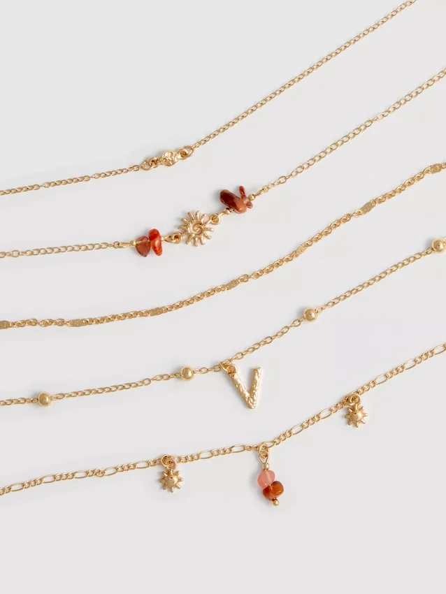 Collares de amistad con iniciales