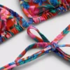 Conjunto de bikini triangular brasileño