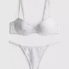 Conjunto de lencería push-up de satén con estampado floral