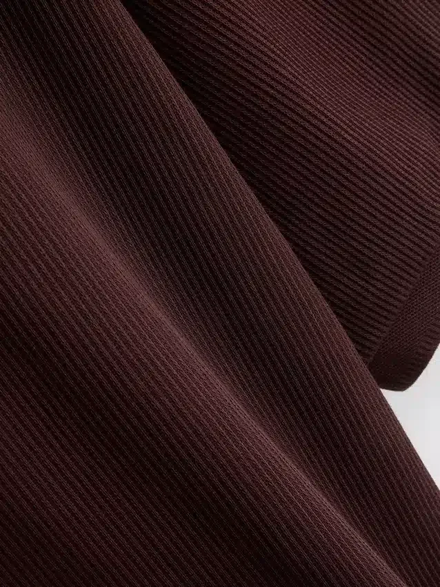 El polo acanalado de The Edit