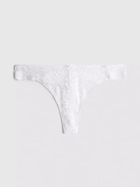 El tanga de encaje floral de The Edit
