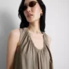 El vestido largo tipo trapecio de The Edit