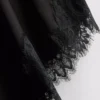 El vestido lencero asimétrico de encaje satinado de The Edit