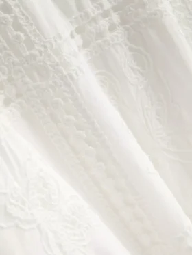 El vestido midi bordado de The Edit
