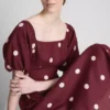 El vestido midi de lino con mangas abullonadas de The Edit