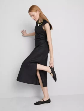 El vestido midi sin mangas de lino de The Edit
