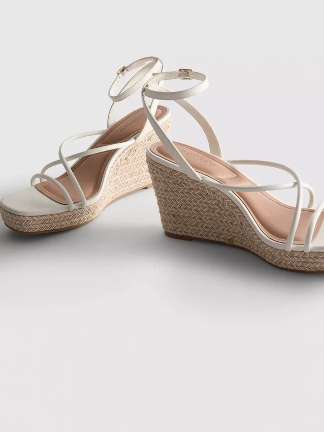 Espadrillas de cuña con tiras