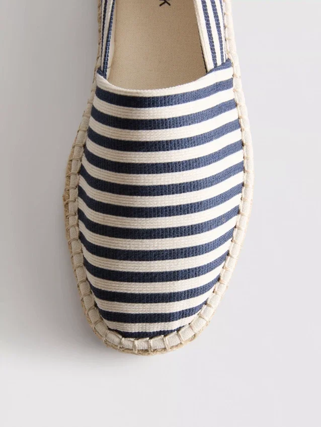 Espadrillas sin cordones a rayas