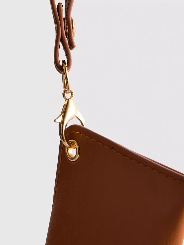 Estuche para gafas de sol de imitación de cuero