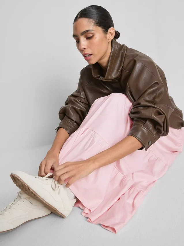 Falda larga de estilo campesino con volantes de algodón