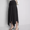 Falda midi con dobladillo en forma de pañuelo